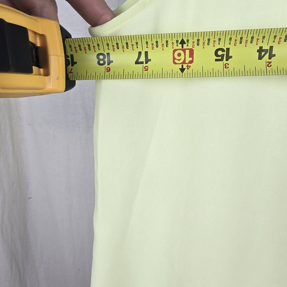 Halogen Yellow Polyester Tank Top Size Small ( 4 - 6 ) NWT - Picture 6 of 12